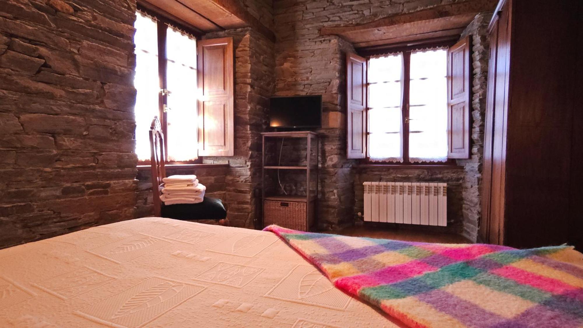 A Casoa II Apartment Santa Eulalia de Oscos Luaran gambar