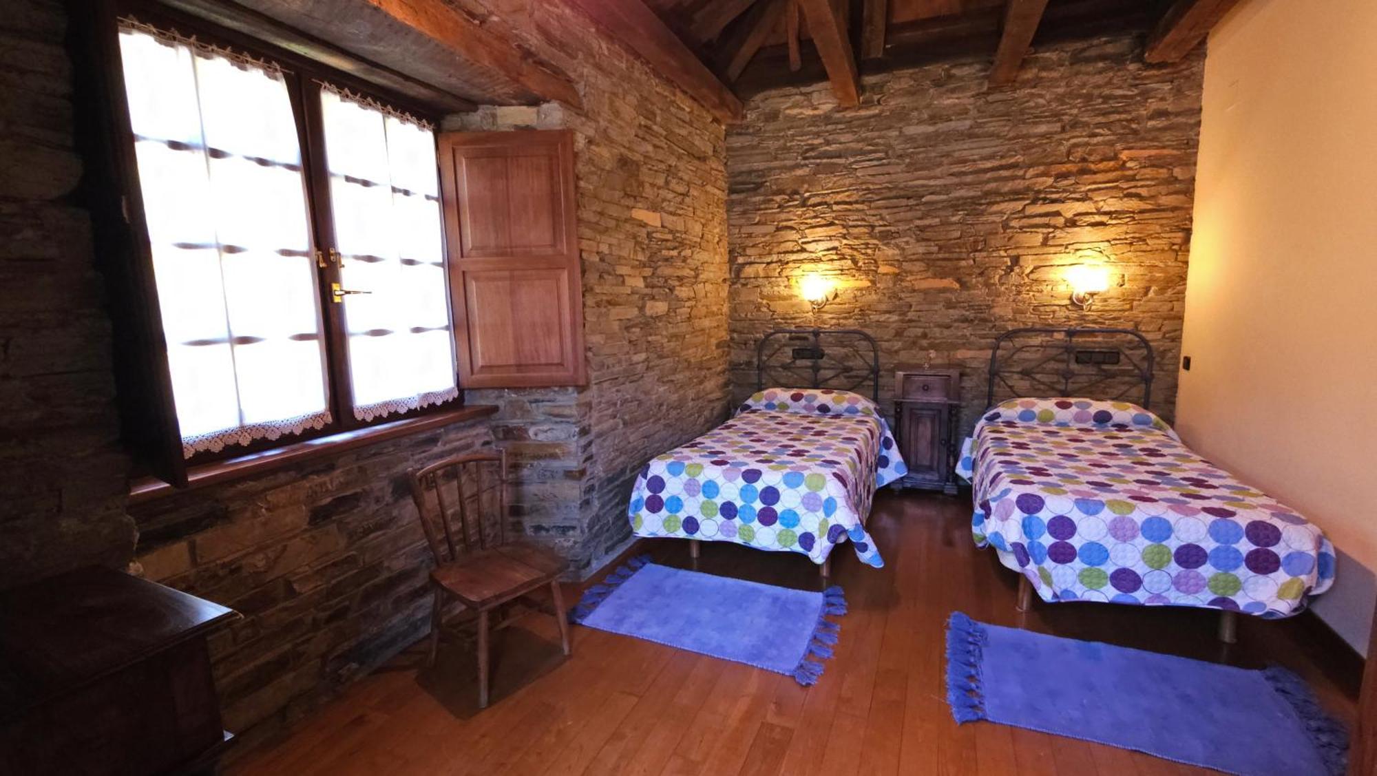 A Casoa II Apartment Santa Eulalia de Oscos Luaran gambar