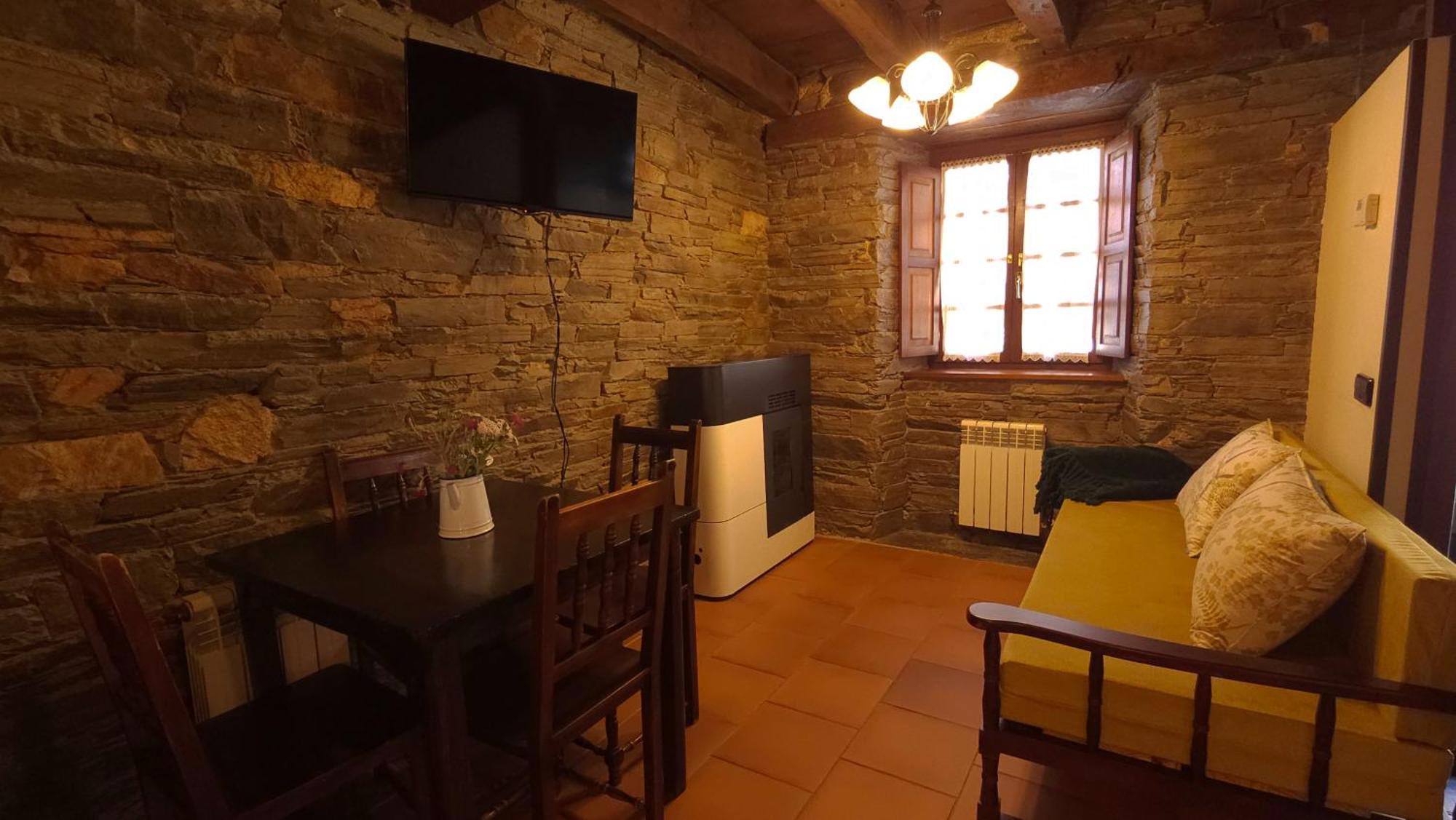 A Casoa II Apartment Santa Eulalia de Oscos Luaran gambar